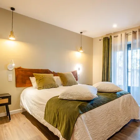 Les Vents D'anges 4* Beaune (Cote d'Or)