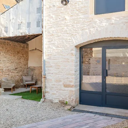 Les Vents D'anges Parking Prive 4* Бон