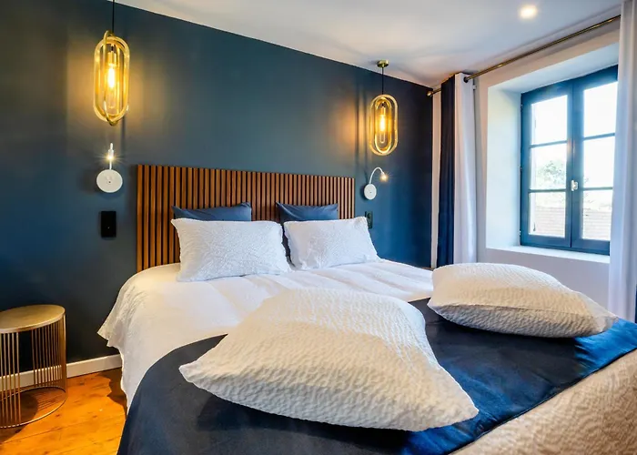 Les Vents D'anges Parking Prive Hotel