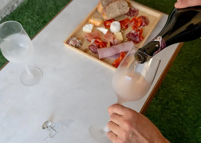 Les Vents D'anges Parking Prive