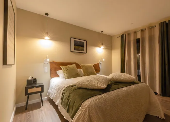 Les Vents D'anges Parking Prive Hotel