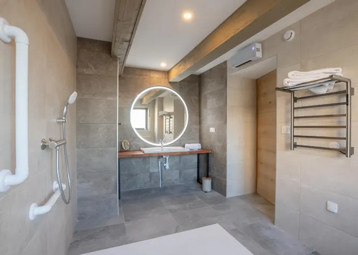 Les Vents D'anges Parking Prive 4* Beaune